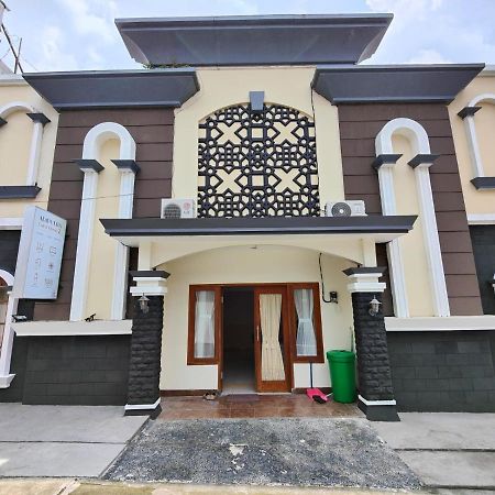 Adiputra Guesthouse 2 By Homiq Ngabean Extérieur photo